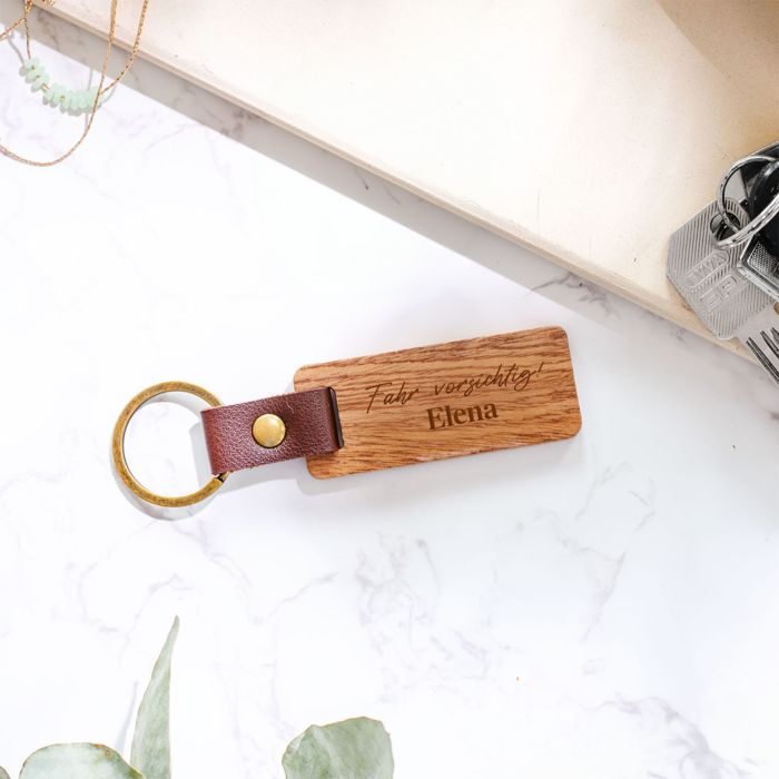 Personalisierbarer Holz Schlüsselanhänger mit Text
