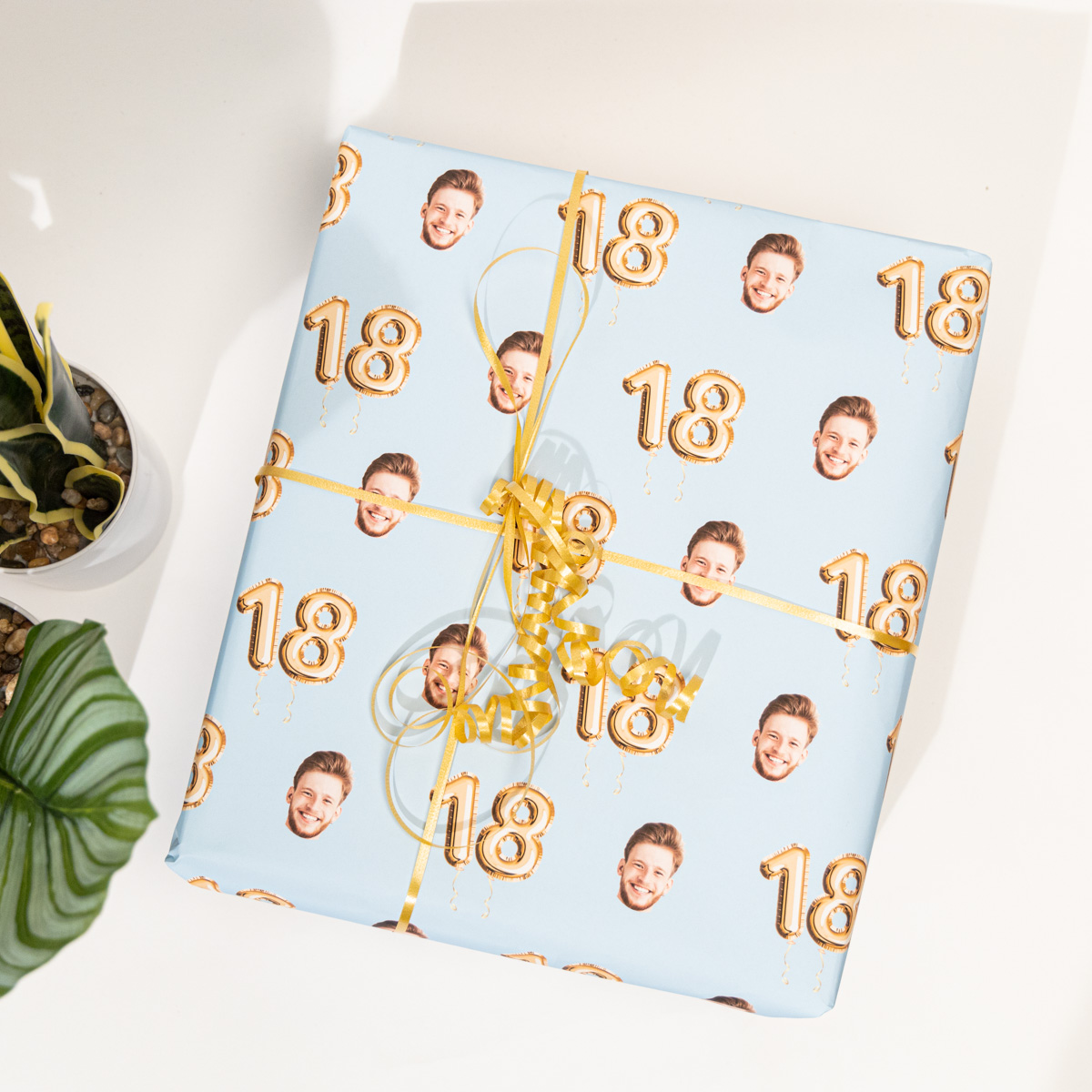 Personalisierbares Geschenkpapier mit Gesicht zum Geburtstag, Wichtelgeschenk